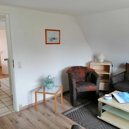 Апартаменты Haus Trossenstek II Бюзум Экстерьер фото